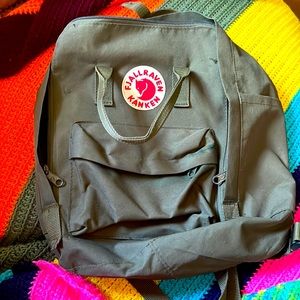 Green Fjällräven Kånken